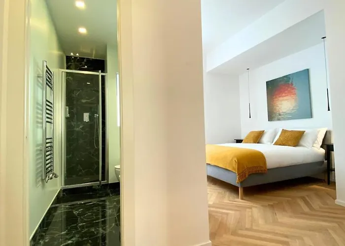 Bright With Private Terrace Near The Vatican - Romane Apartament