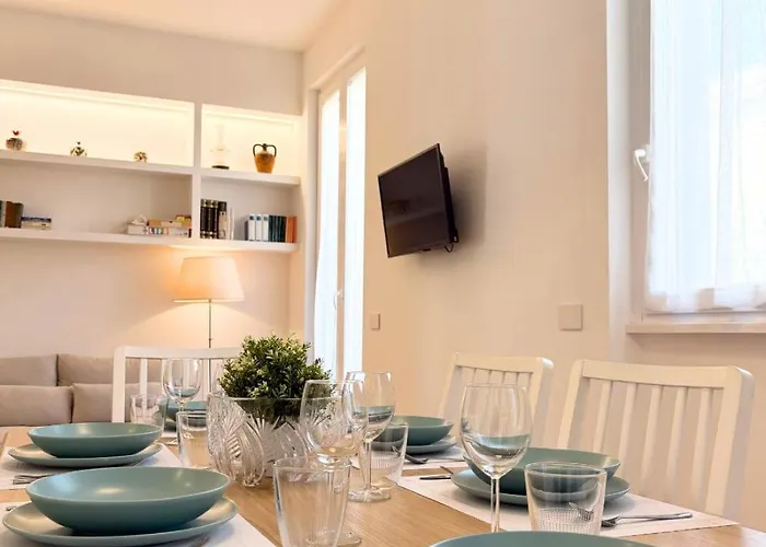Bright With Private Terrace Near The Vatican - Romane Rzym