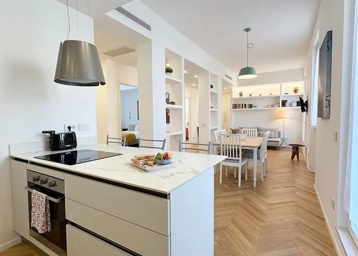 Bright With Private Terrace Near The Vatican - Romane