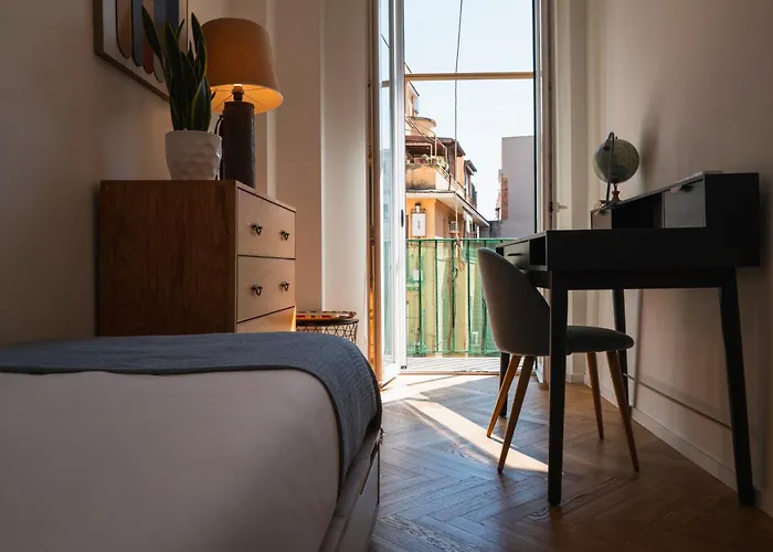 Bright With Private Terrace Near The Vatican - Romane Rzym