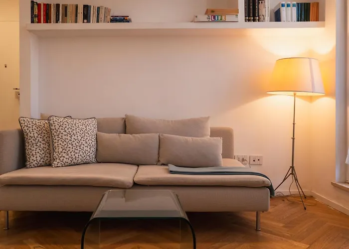 Bright With Private Terrace Near The Vatican - Romane Rzym