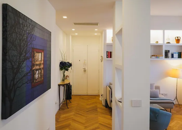 Bright With Private Terrace Near The Vatican - Romane Apartament