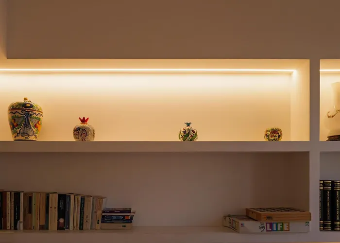 Bright With Private Terrace Near The Vatican - Romane Apartament